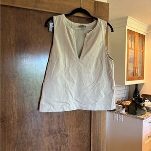 Lilla P sleeveless light khaki top